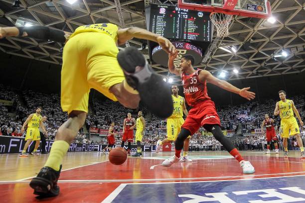 及其团队展 及其团队展